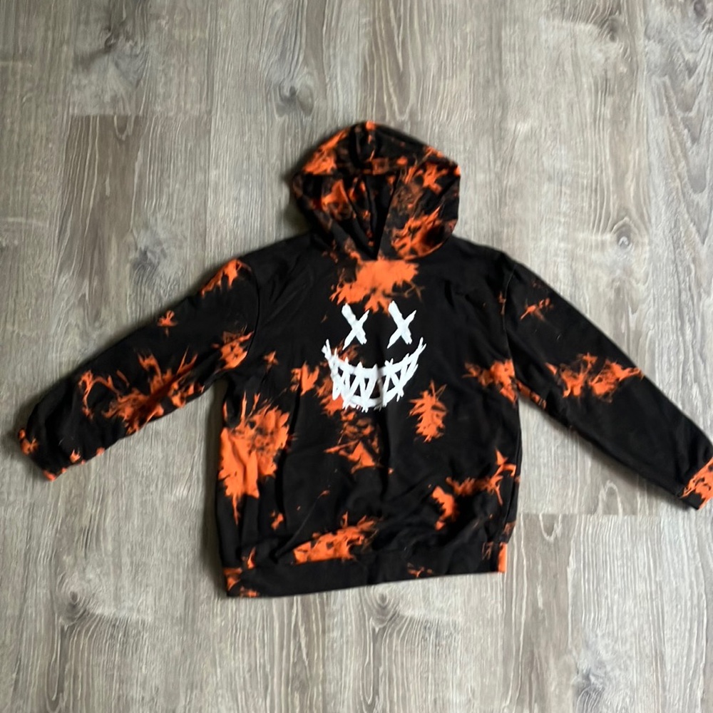 tie die graphic hoodie. From shein. Size 11-12y.